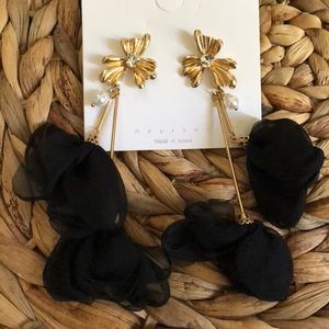 Fabric floral drop earrings!